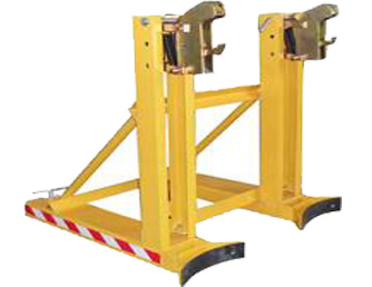 叉車(chē)專(zhuān)用油桶夾具_單鷹嘴-沈陽(yáng)興隆瑞