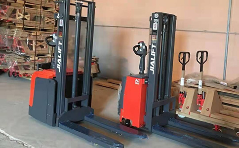 全電動(dòng)堆高車(chē)維修電機-沈陽(yáng)興隆瑞