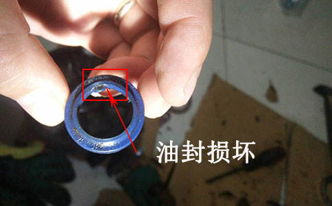 手動(dòng)叉車(chē)油缸質(zhì)量影響有多大-沈陽(yáng)興隆瑞機械